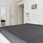 Casa Giustiniano - Metro San Paolo רומא
